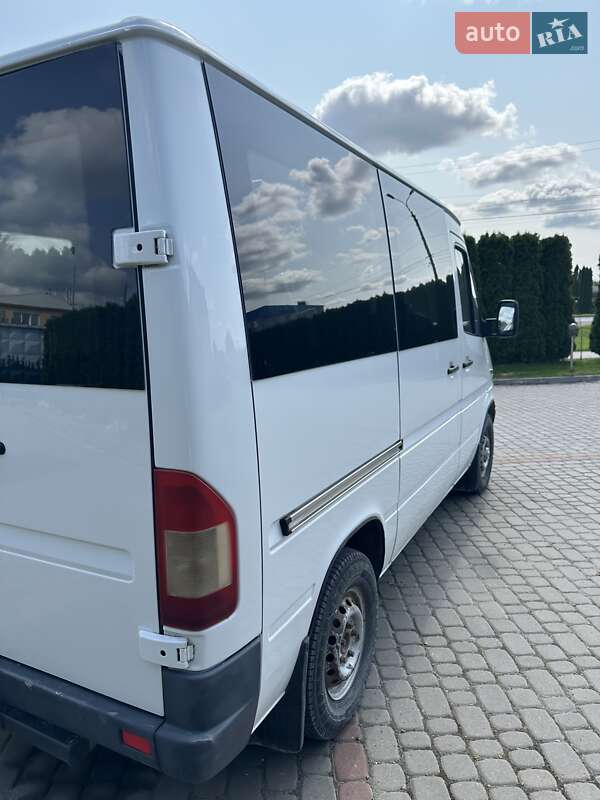Вантажопасажирський фургон Mercedes-Benz Sprinter 2005 в Хмельницькому