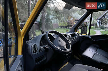 Грузовой фургон Mercedes-Benz Sprinter 2002 в 