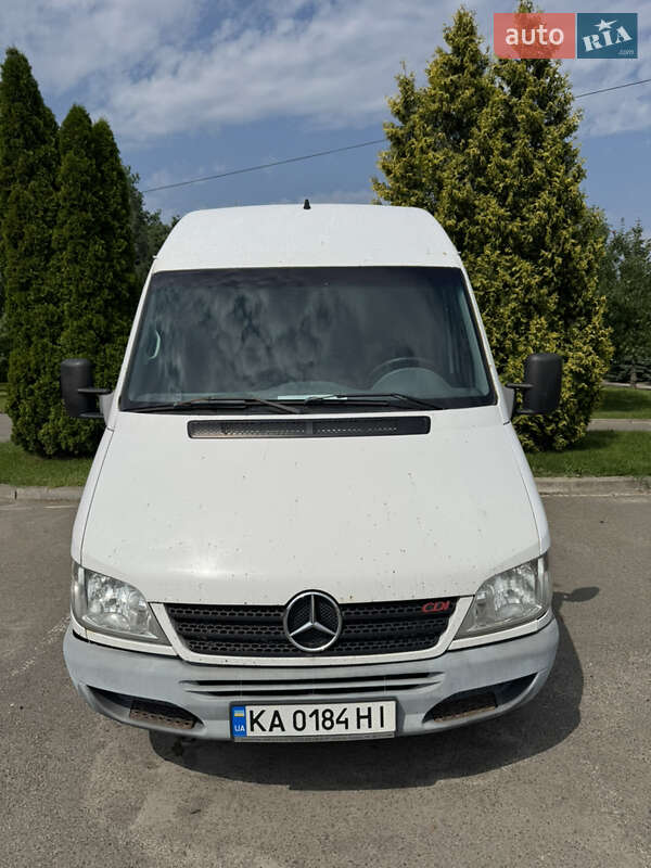 Грузовой фургон Mercedes-Benz Sprinter 2014 в 
