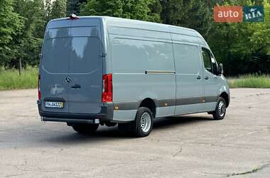 Грузовой фургон Mercedes-Benz Sprinter 2019 в 