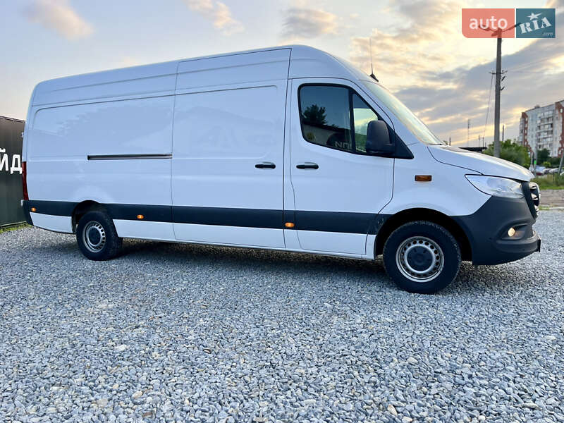Грузовой фургон Mercedes-Benz Sprinter 2022 в Черновцах