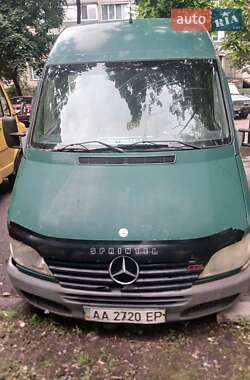 Грузопассажирский фургон Mercedes-Benz Sprinter 2002 в Киеве