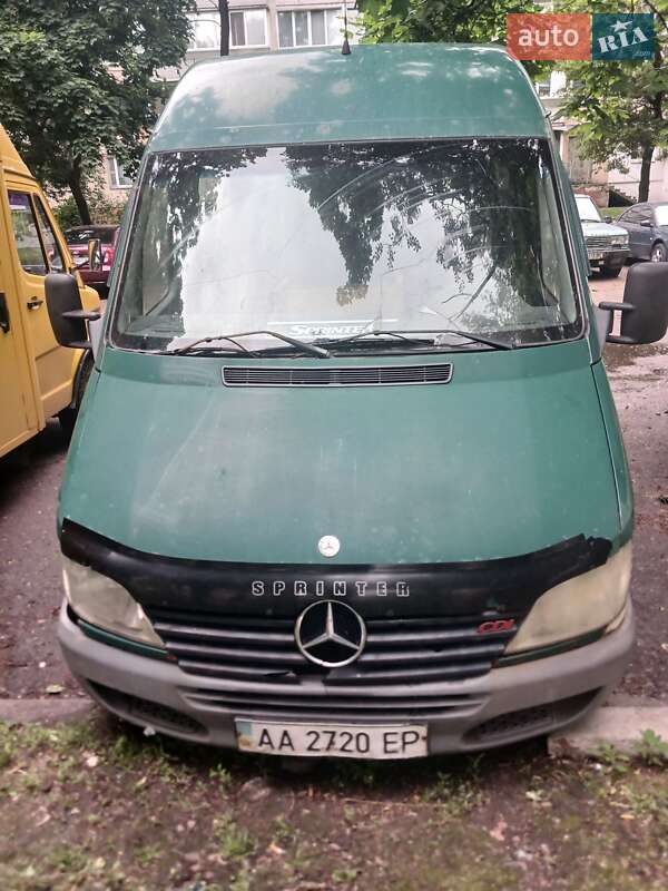 Mercedes-Benz Sprinter 2002