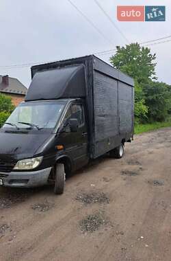 Грузовой фургон Mercedes-Benz Sprinter 2000 в 