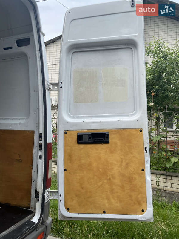 Грузовой фургон Mercedes-Benz Sprinter 2006 в Виннице