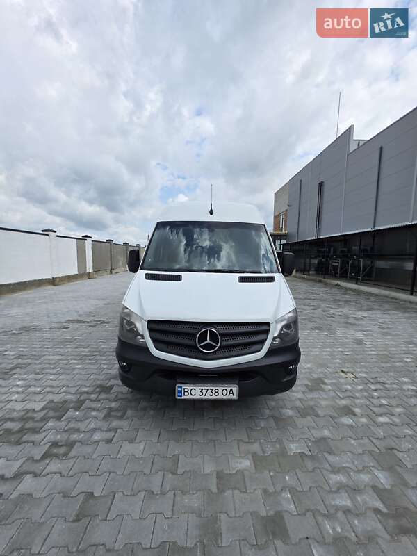 Грузовой фургон Mercedes-Benz Sprinter 2016 в Львове