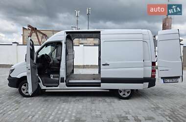 Грузовой фургон Mercedes-Benz Sprinter 2016 в 
