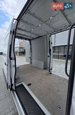 Грузовой фургон Mercedes-Benz Sprinter 2016 в 