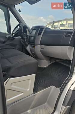 Грузовой фургон Mercedes-Benz Sprinter 2014 в 