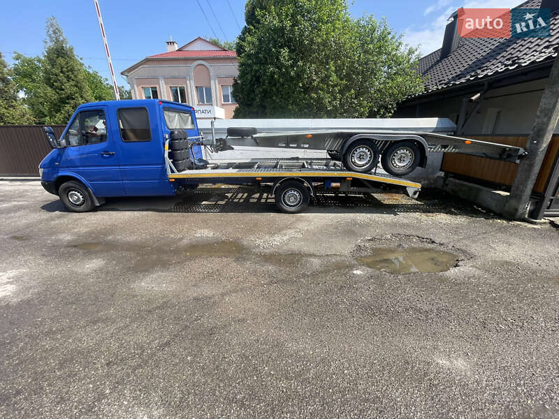 Эвакуатор Mercedes-Benz Sprinter 2003 в Ивано-Франковске