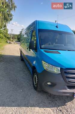 Грузовой фургон Mercedes-Benz Sprinter 2020 в 