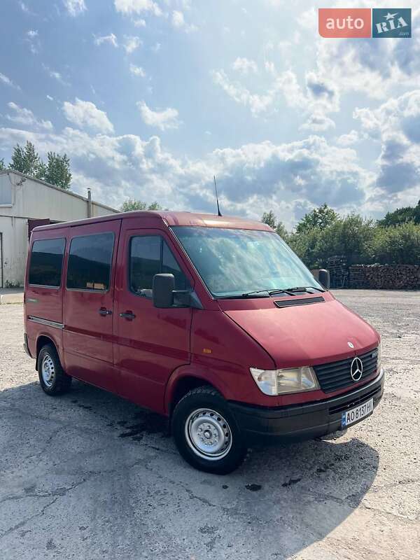Mercedes-Benz Sprinter 2000