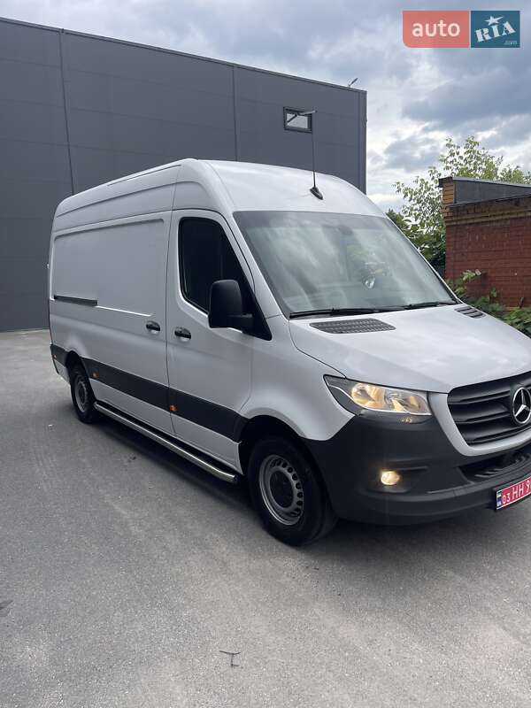 Грузовой фургон Mercedes-Benz Sprinter 2022 в Киеве