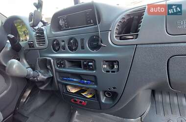 Грузопассажирский фургон Mercedes-Benz Sprinter 2003 в 