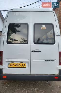 Микроавтобус Mercedes-Benz Sprinter 2002 в 