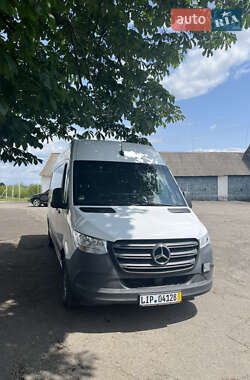 Грузовой фургон Mercedes-Benz Sprinter 2018 в 