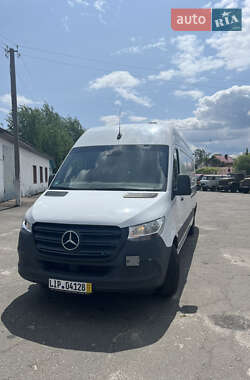 Грузовой фургон Mercedes-Benz Sprinter 2018 в 