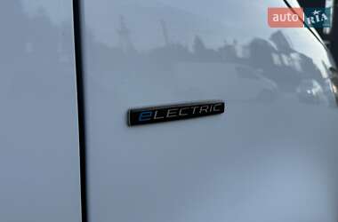 Грузовой фургон Mercedes-Benz Sprinter 2021 в 