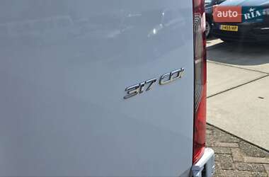 Грузовой фургон Mercedes-Benz Sprinter 2022 в 
