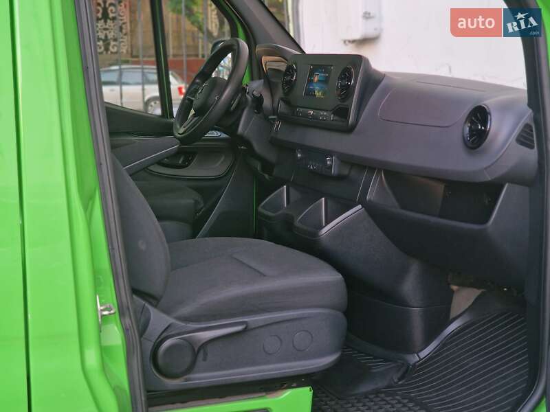 Вантажний фургон Mercedes-Benz Sprinter 2020 в Одесі фото 35 Вантажний фургон Mercedes-Benz Sprinter 2020 в Одесі