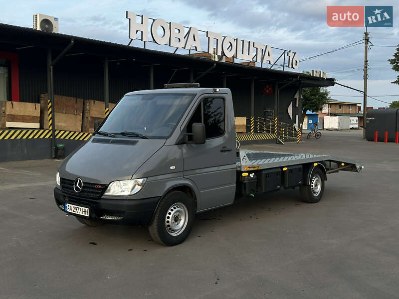 Mercedes-Benz Sprinter 2005