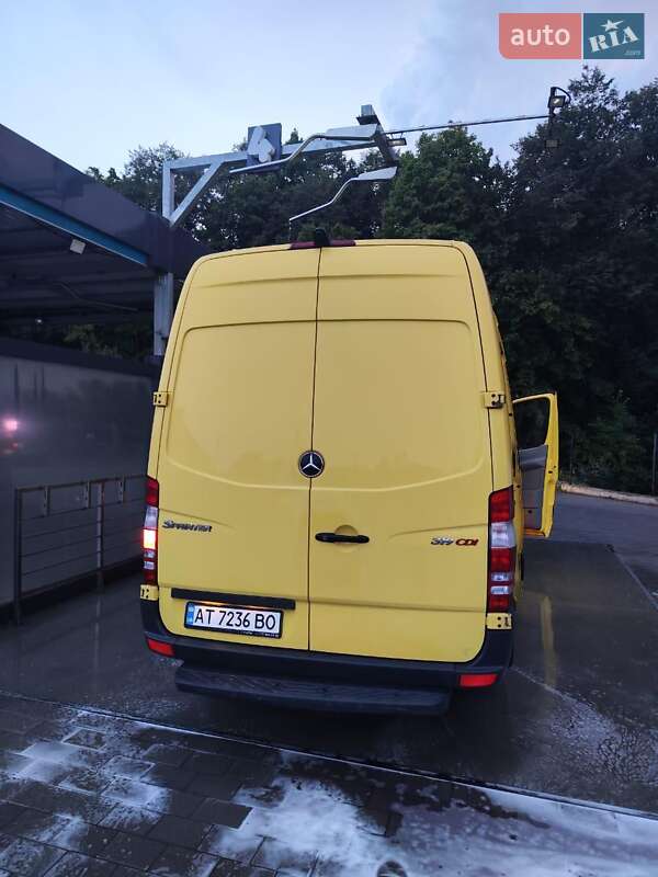 Микроавтобус Mercedes-Benz Sprinter 2011 в Долине