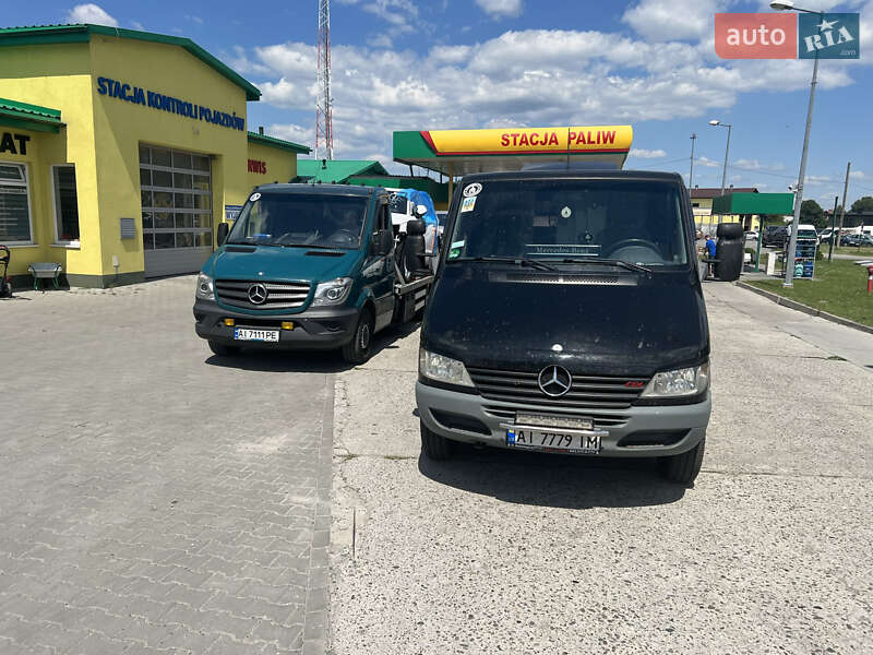 Автовоз Mercedes-Benz Sprinter 2001 в Бучі