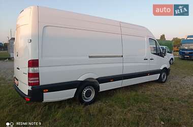 Грузовой фургон Mercedes-Benz Sprinter 2018 в 
