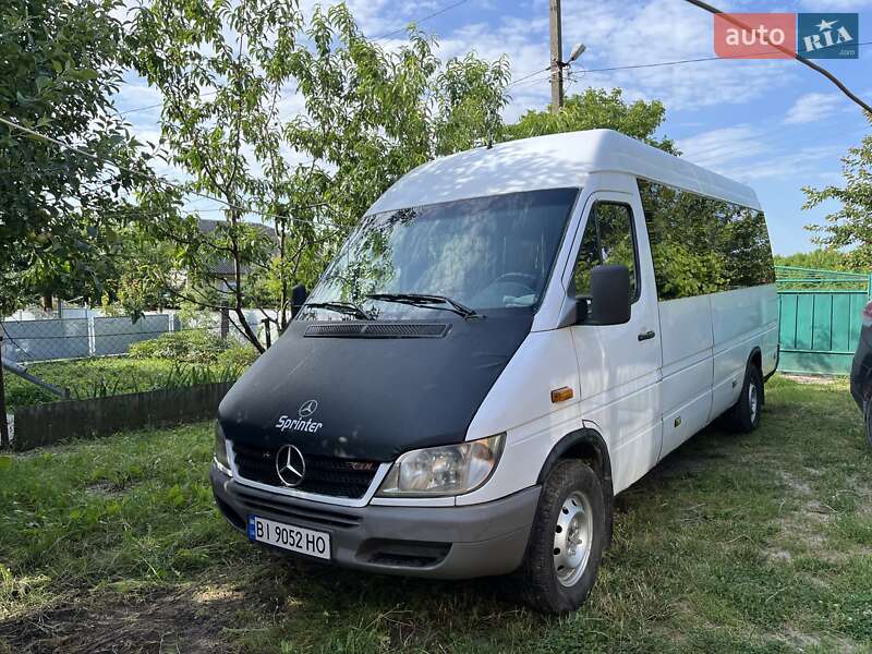 Mercedes-Benz Sprinter 2004