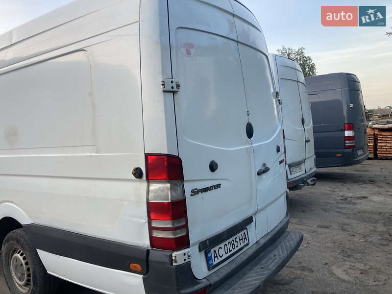 Грузовой фургон Mercedes-Benz Sprinter 2010 в Старой Выжевке