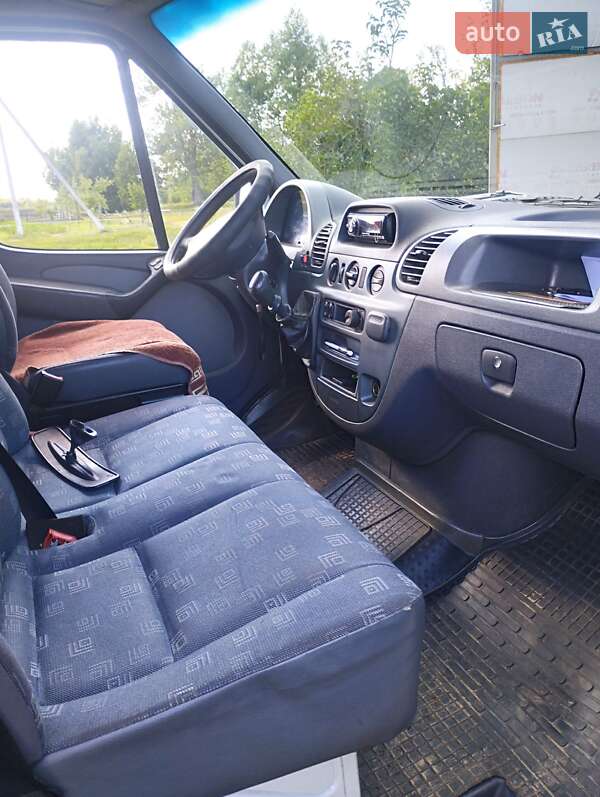 Міський автобус Mercedes-Benz Sprinter 2005 в Любешові