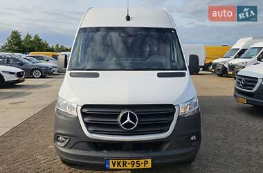 Грузовой фургон Mercedes-Benz Sprinter 2021 в 