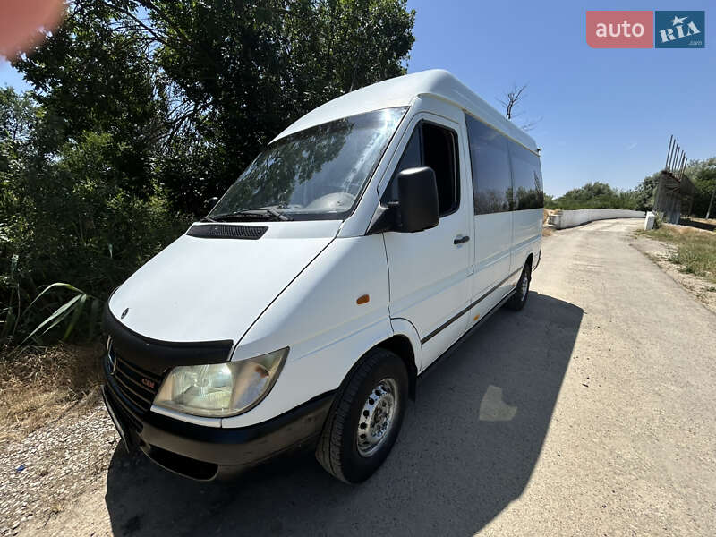 Микроавтобус Mercedes-Benz Sprinter 2001 в Измаиле