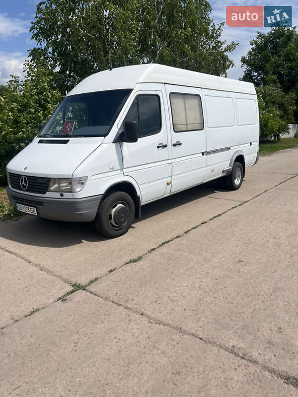 Mercedes-Benz Sprinter 1998