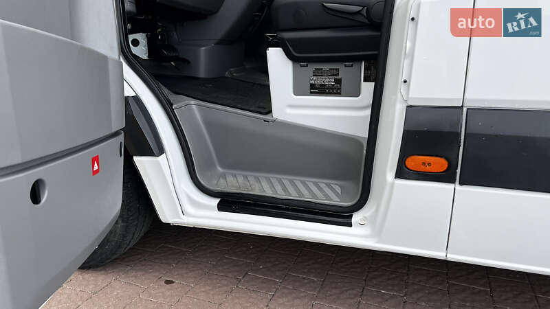 Грузовой фургон Mercedes-Benz Sprinter 2016 в Тернополе