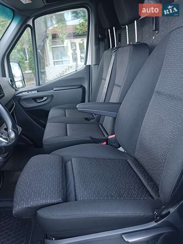 Грузовой фургон Mercedes-Benz Sprinter 2021 в Могилев-Подольске фото 27 Грузовой фургон Mercedes-Benz Sprinter 2021 в Могилев-Подольске