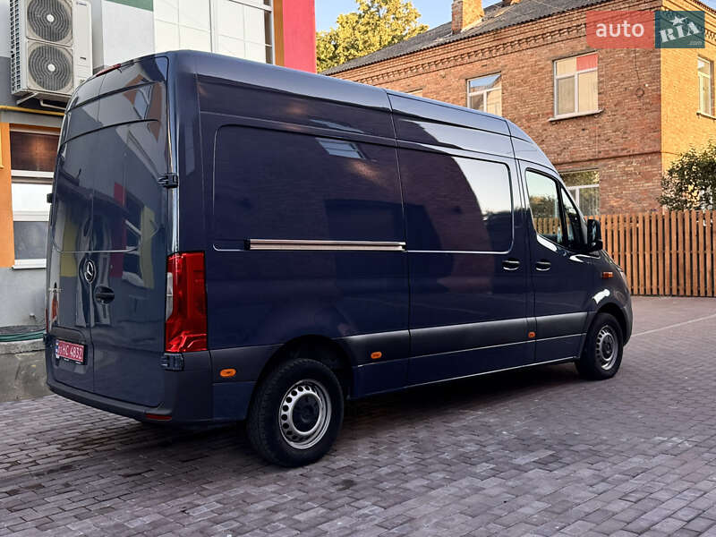 Mercedes-Benz Sprinter 2021