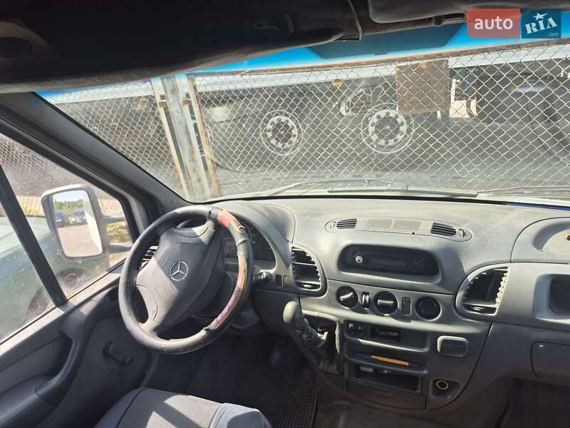 Пригородный автобус Mercedes-Benz Sprinter 2004 в Харькове