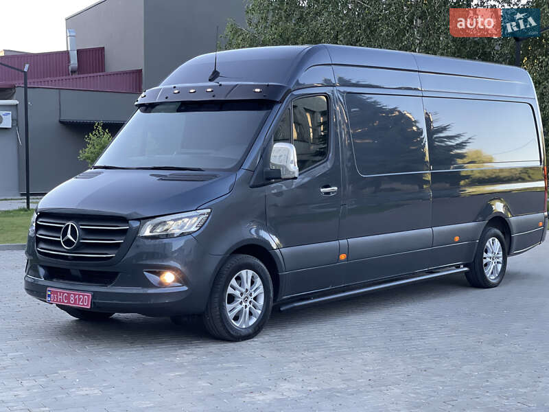 Грузовой фургон Mercedes-Benz Sprinter 2020 в 