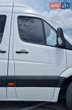 Грузопассажирский фургон Mercedes-Benz Sprinter 2011 в 
