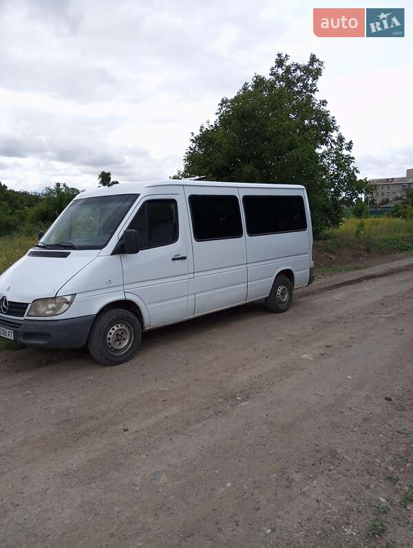 Mercedes-Benz Sprinter 2005