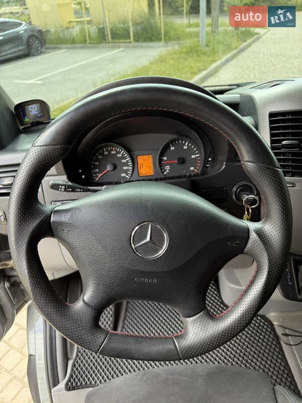 Автовоз Mercedes-Benz Sprinter 2009 в Шептицькому