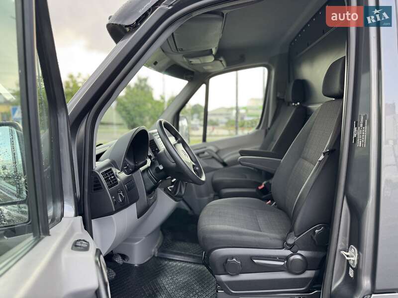 Грузовой фургон Mercedes-Benz Sprinter 2017 в Дубно