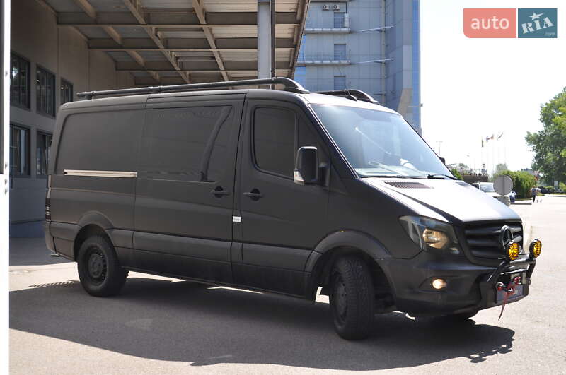 Грузопассажирский фургон Mercedes-Benz Sprinter 2016 в Киеве фото 6 Грузопассажирский фургон Mercedes-Benz Sprinter 2016 в Киеве