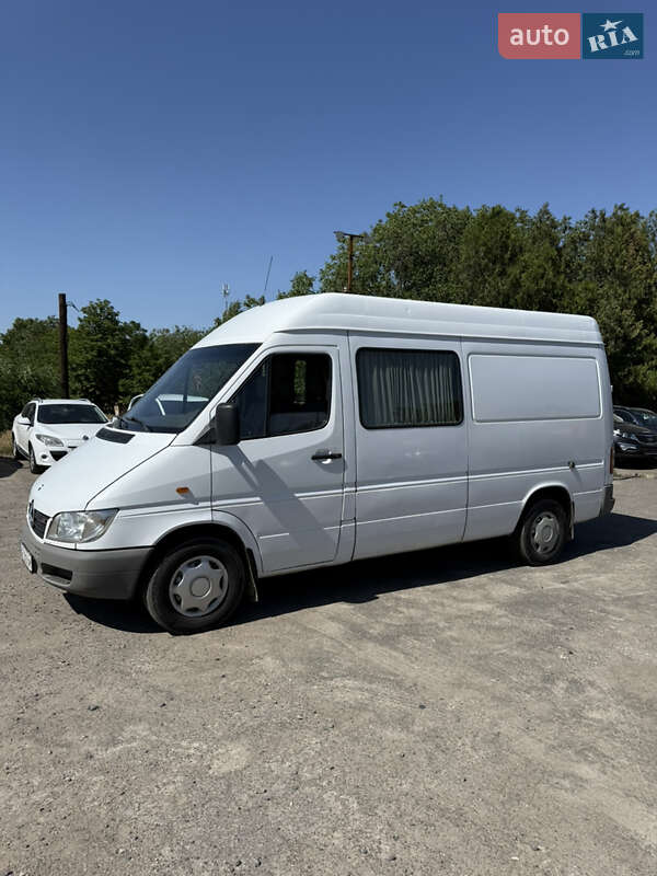 Грузопассажирский фургон Mercedes-Benz Sprinter 2005 в Вознесенске