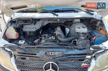 Грузовой фургон Mercedes-Benz Sprinter 2005 в 