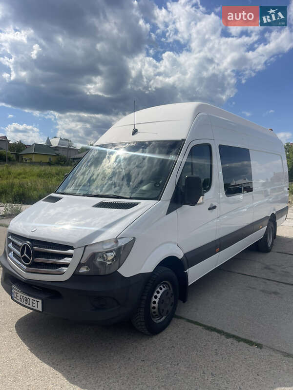 Вантажопасажирський фургон Mercedes-Benz Sprinter 2015 в Чернівцях