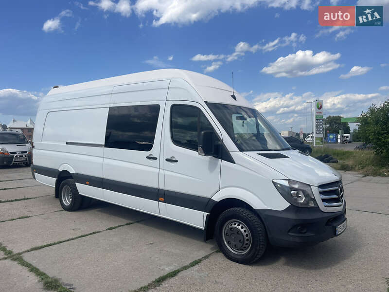 Вантажопасажирський фургон Mercedes-Benz Sprinter 2015 в Чернівцях