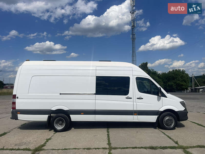 Вантажопасажирський фургон Mercedes-Benz Sprinter 2015 в Чернівцях