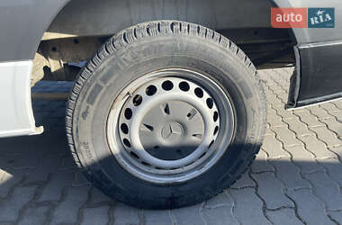 Грузовой фургон Mercedes-Benz Sprinter 2012 в 